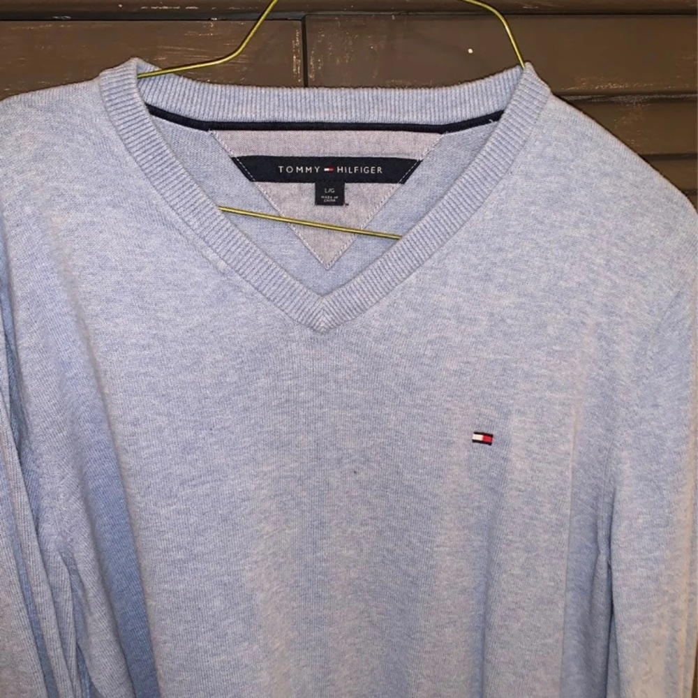 Tommy Hilfiger sweater